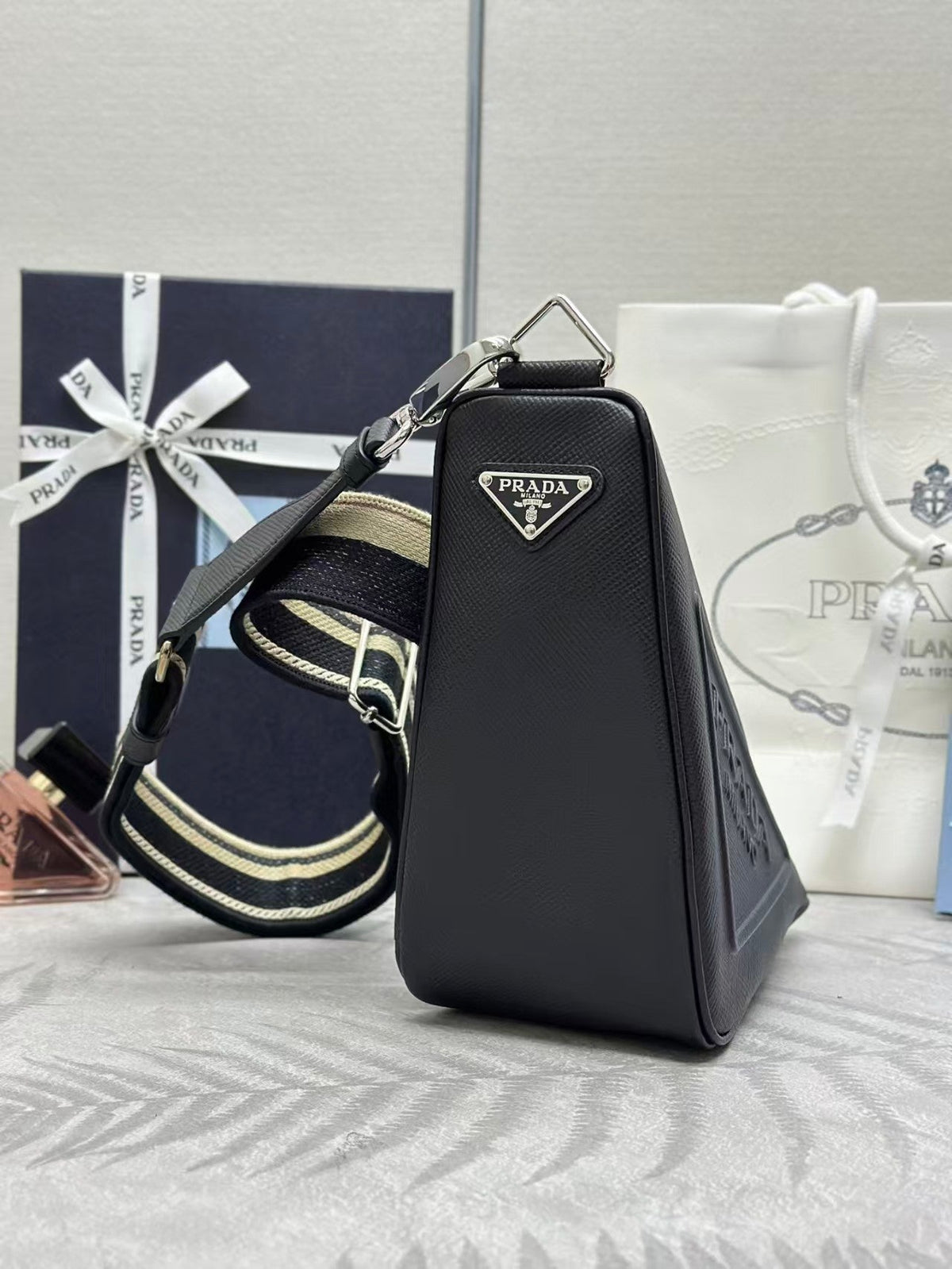 Exquisite leather bags-6713
