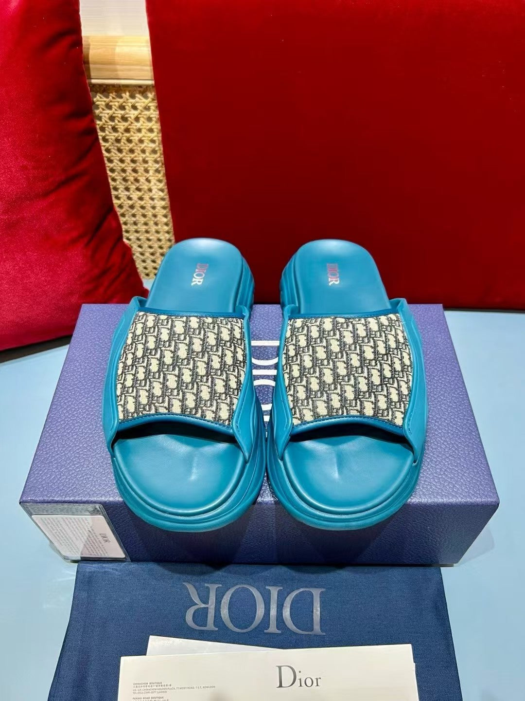 Classic Slippers-1