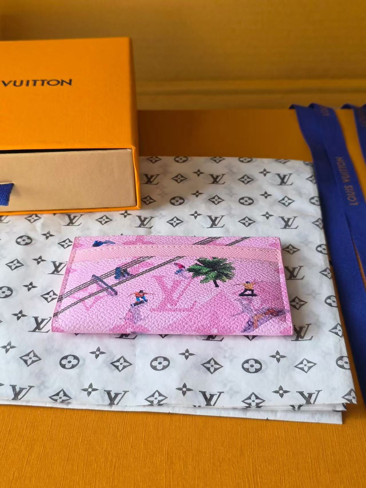 Classic Women's Wallet-082704