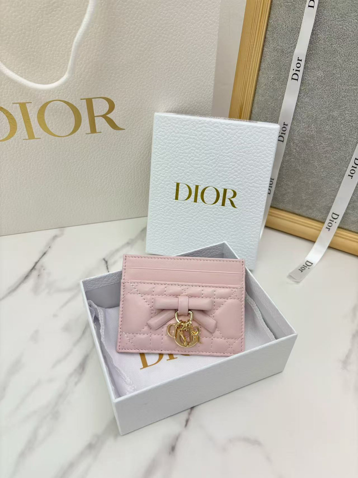Classic Women's Wallet-082703