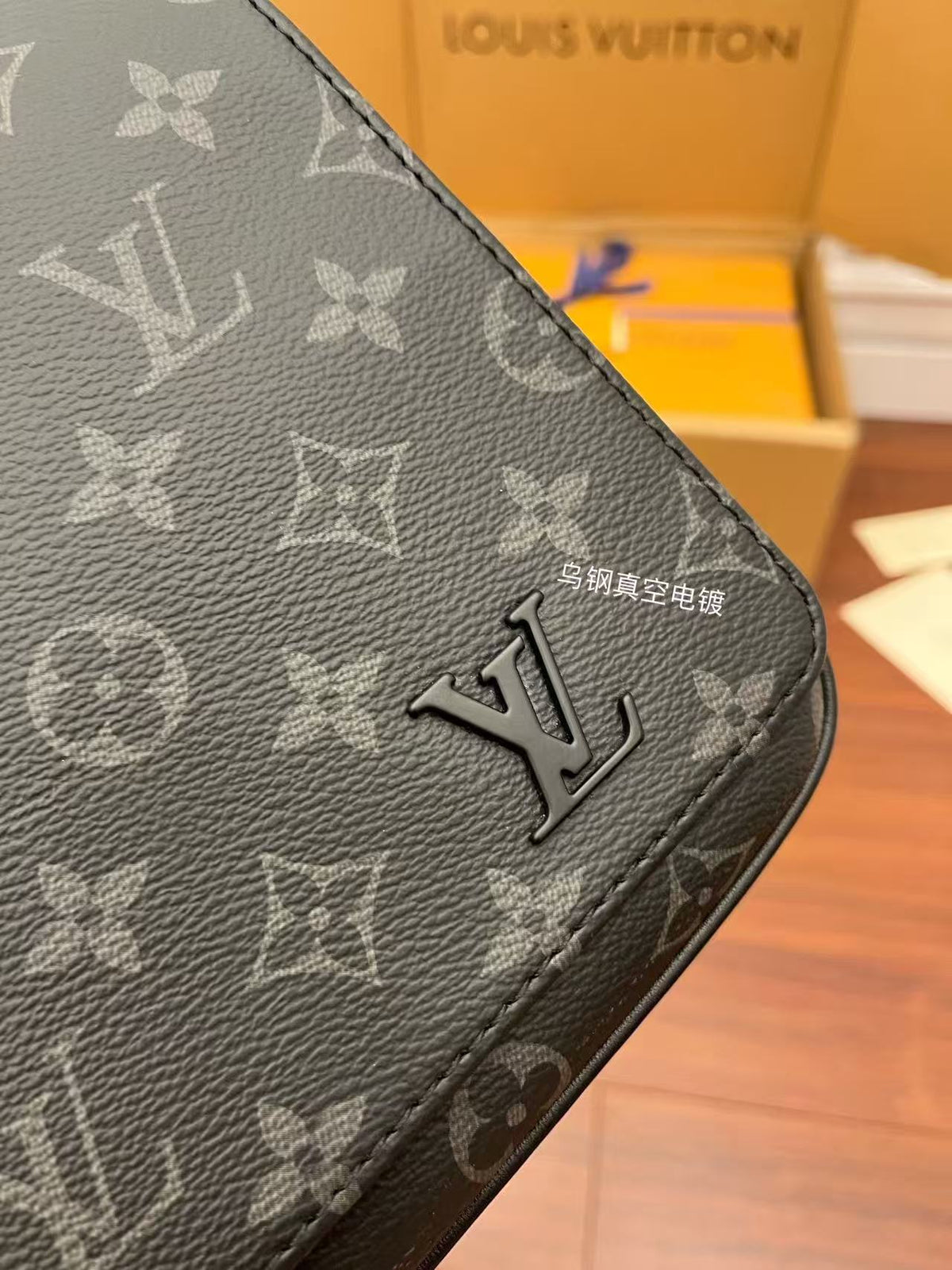 Exquisite leather bags-67250809