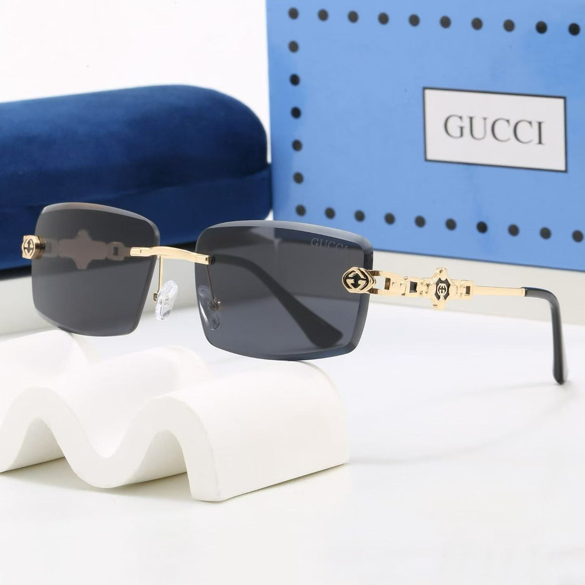 Classic Sunglasses - 100