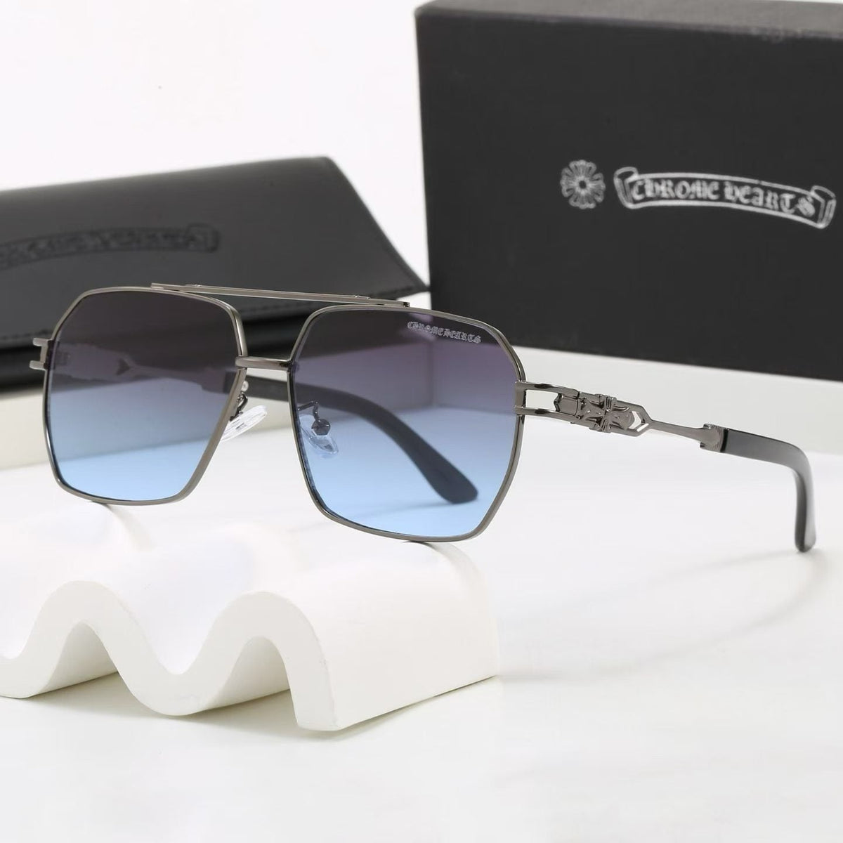 Classic Sunglasses - 101