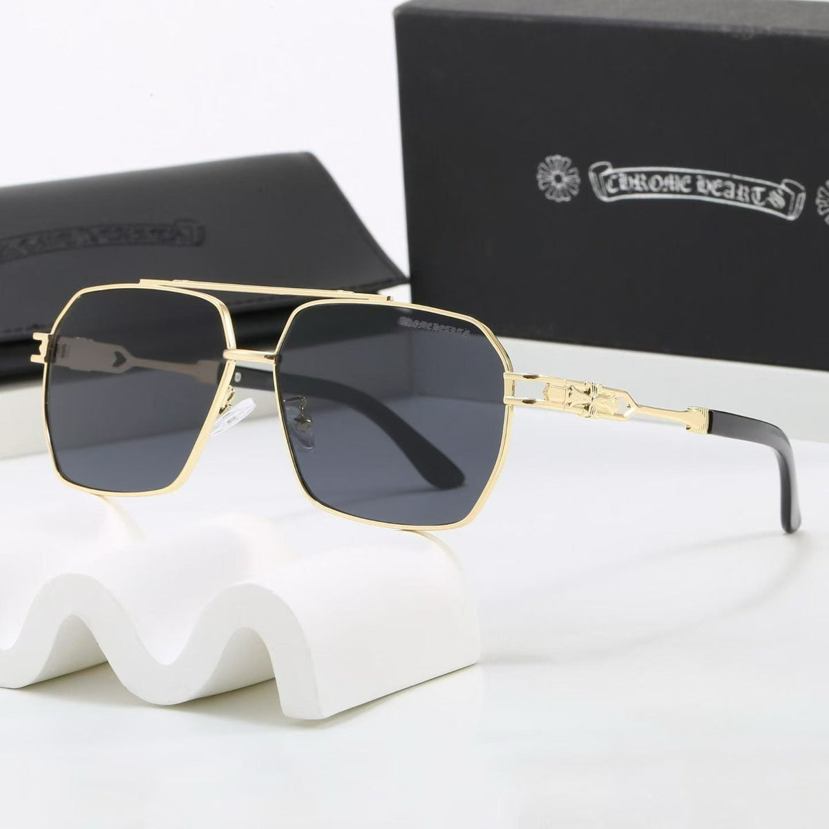 Classic Sunglasses - 101