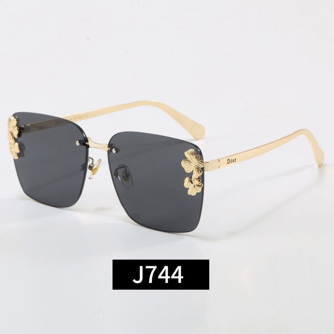 Classic Sunglasses - 32