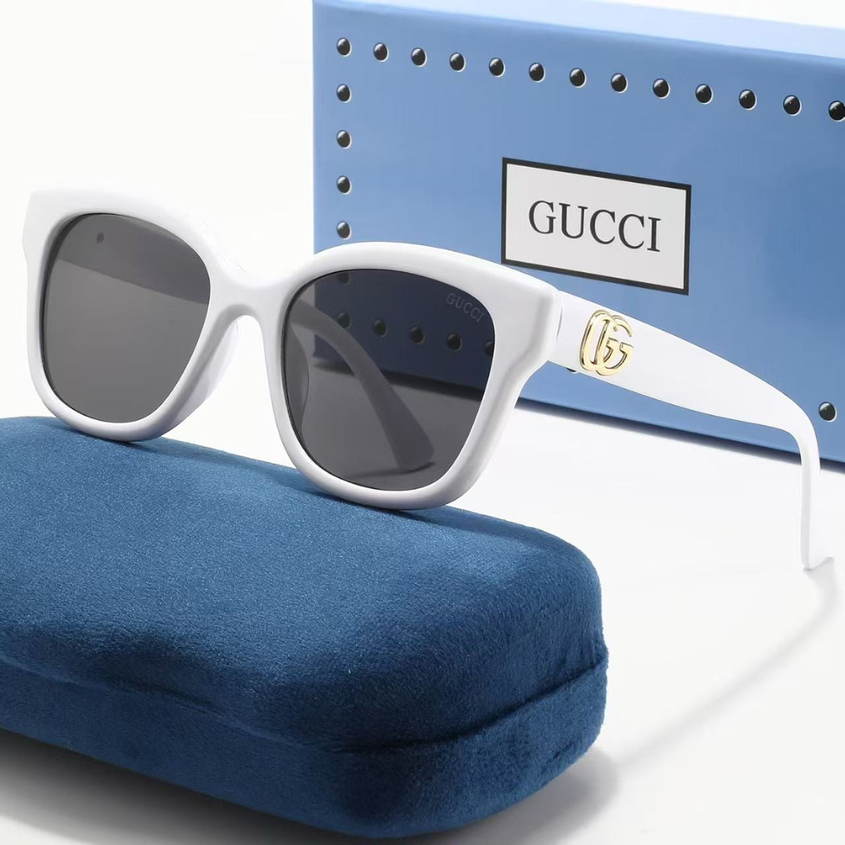 Classic Sunglasses - 70