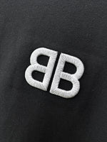 Classic Sweatshirt - 01