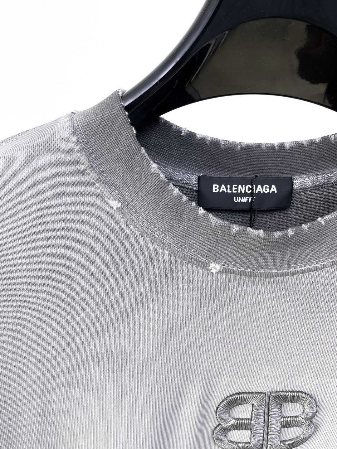 Classic Sweatshirt - 01