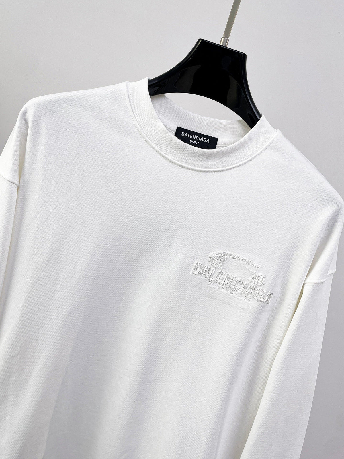 Classic Sweatshirt - 03