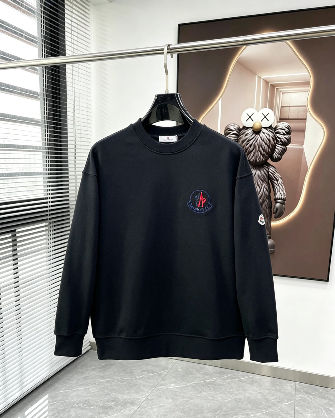 Classic Sweatshirt - 06