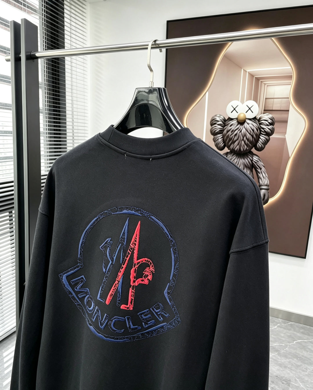 Classic Sweatshirt - 06