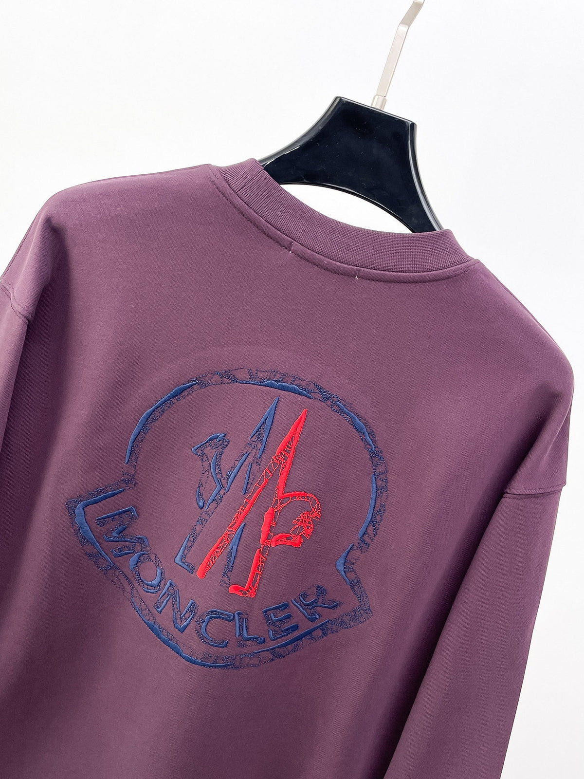 Classic Sweatshirt - 06