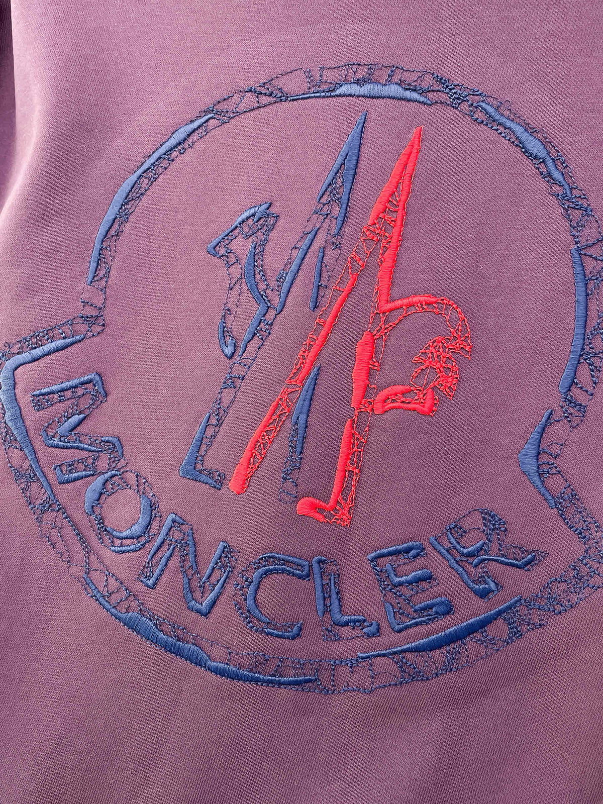 Classic Sweatshirt - 06