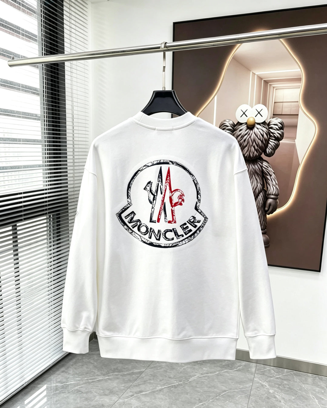 Classic Sweatshirt - 06