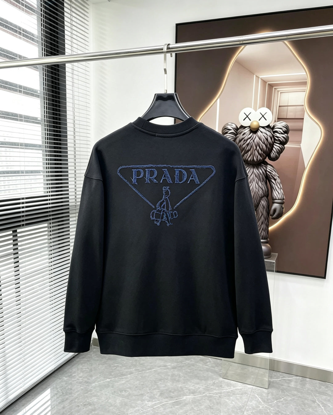 Classic Sweatshirt - 07