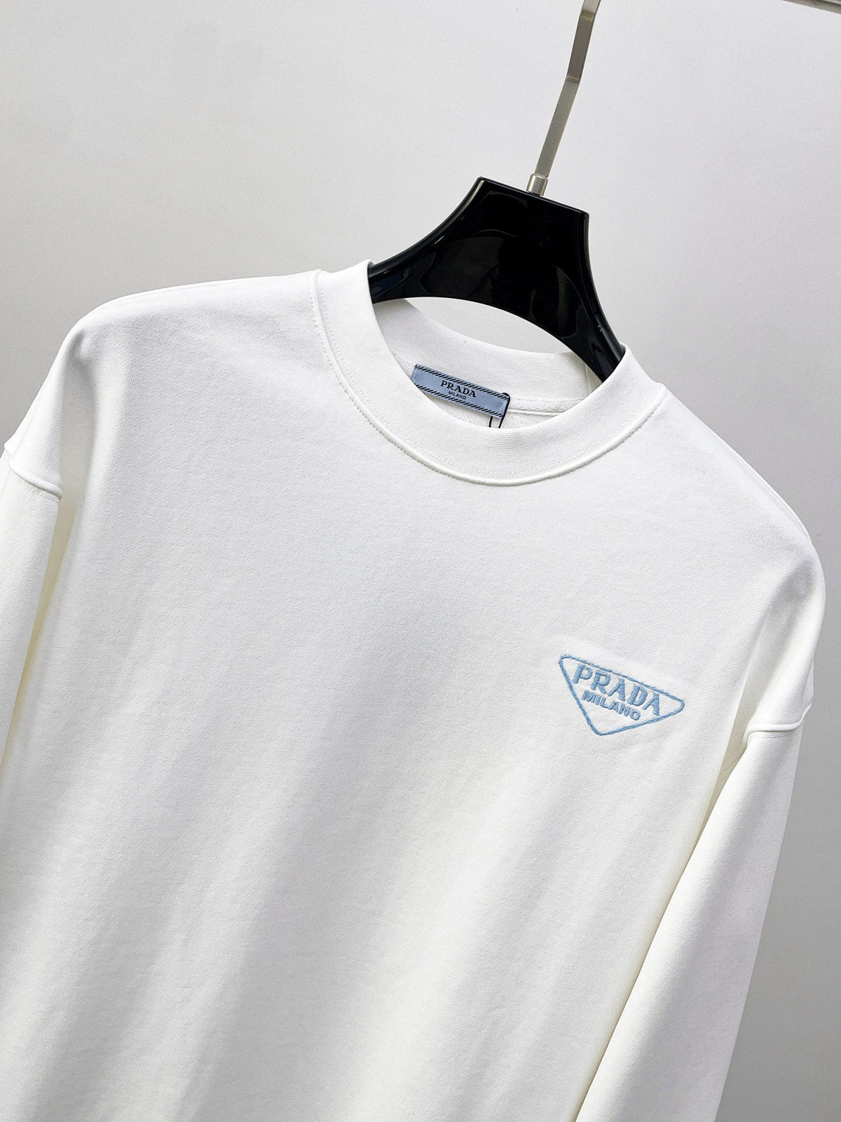 Classic Sweatshirt - 07