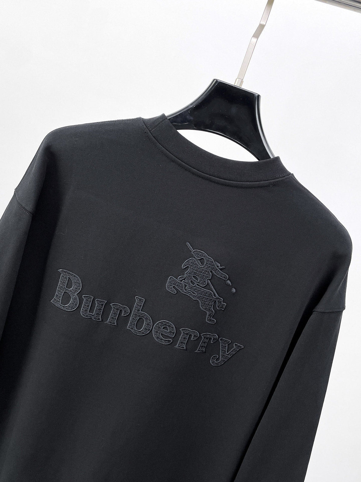 Classic Sweatshirt - 08