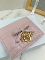 Classic Women's Wallet-082703