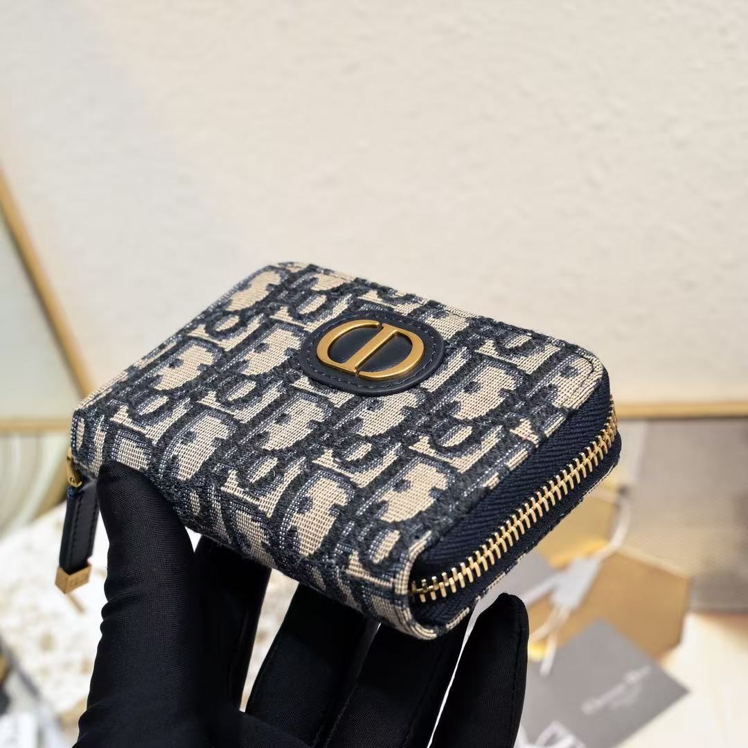 Classic Women's Wallet-082701