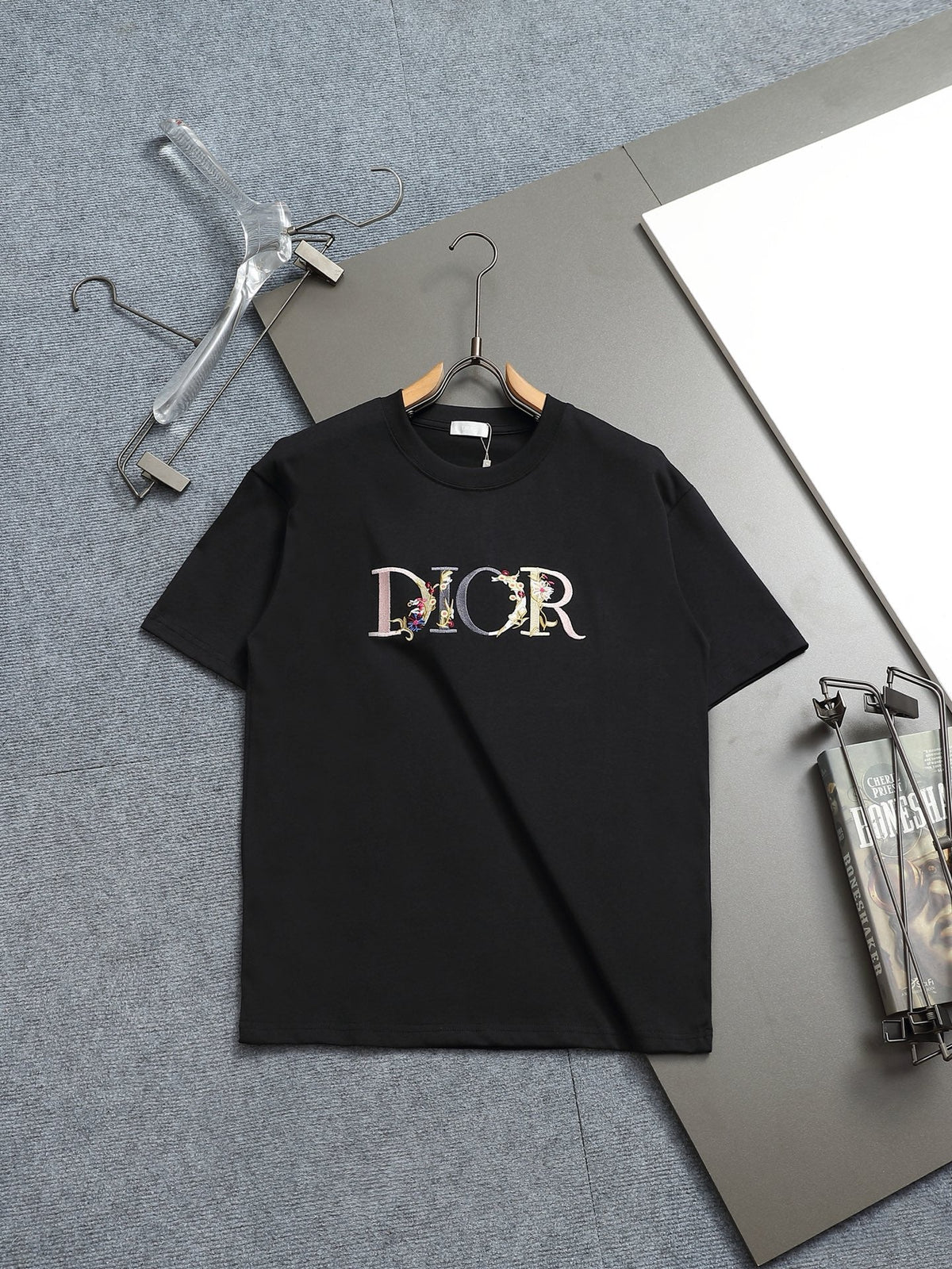 Classic T-shirt-122