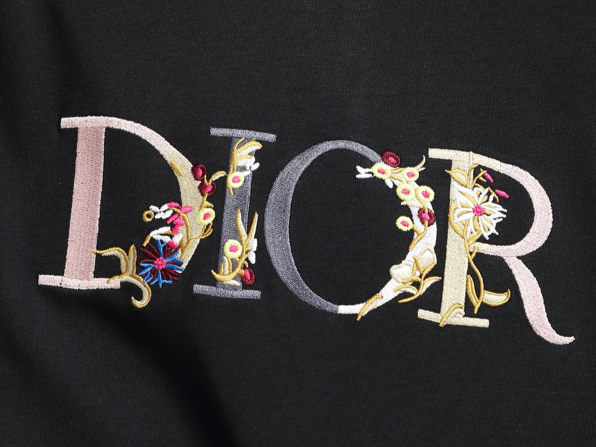 Classic T-shirt-122