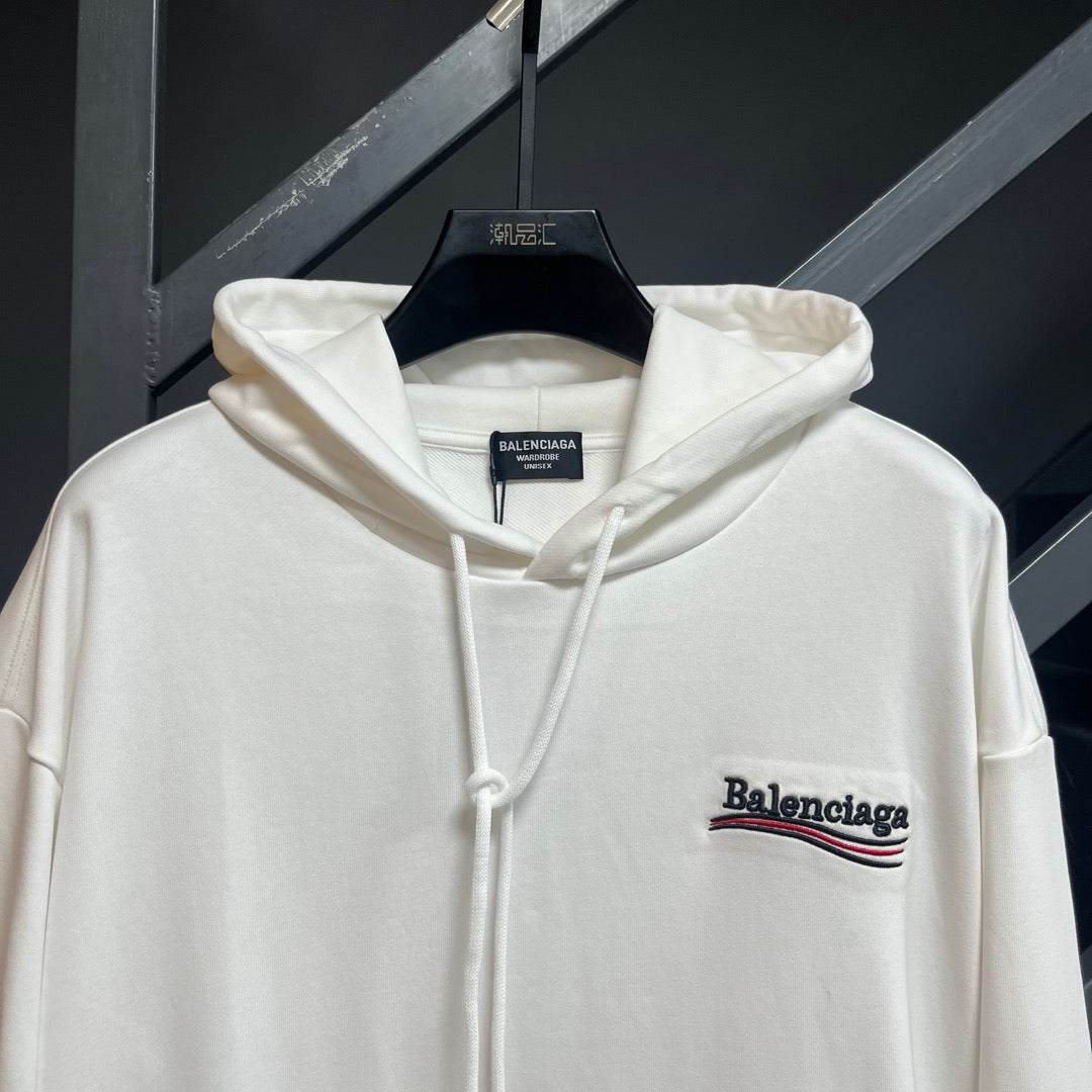 Classic Fit Hoodie-1023