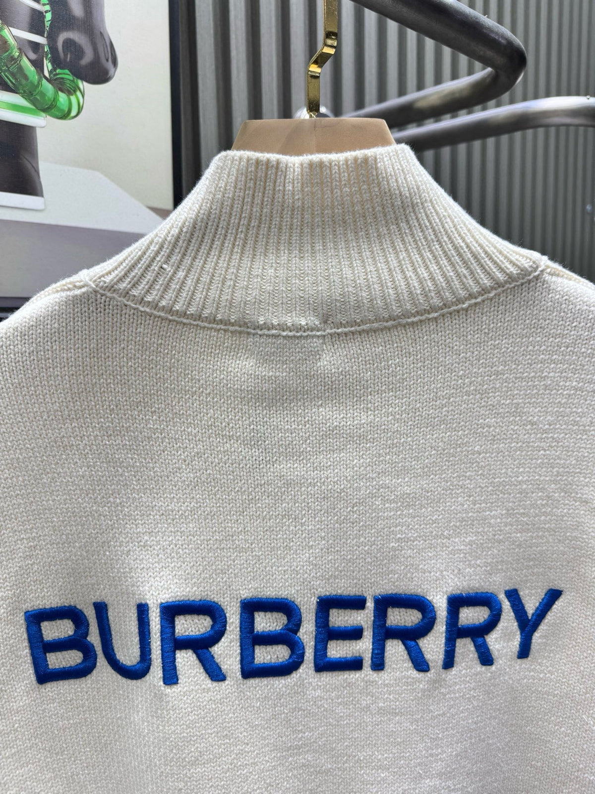 Classic Fashion Sweater-1086