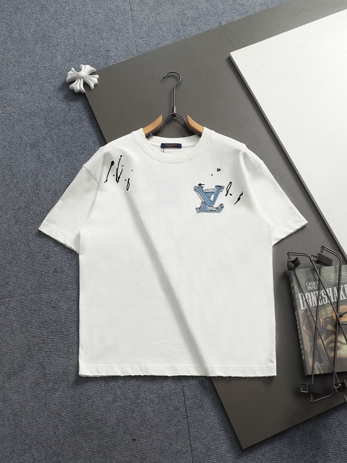 Classic T-shirt-170