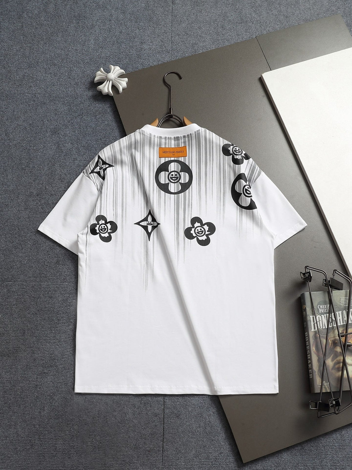 Classic T-shirt-567