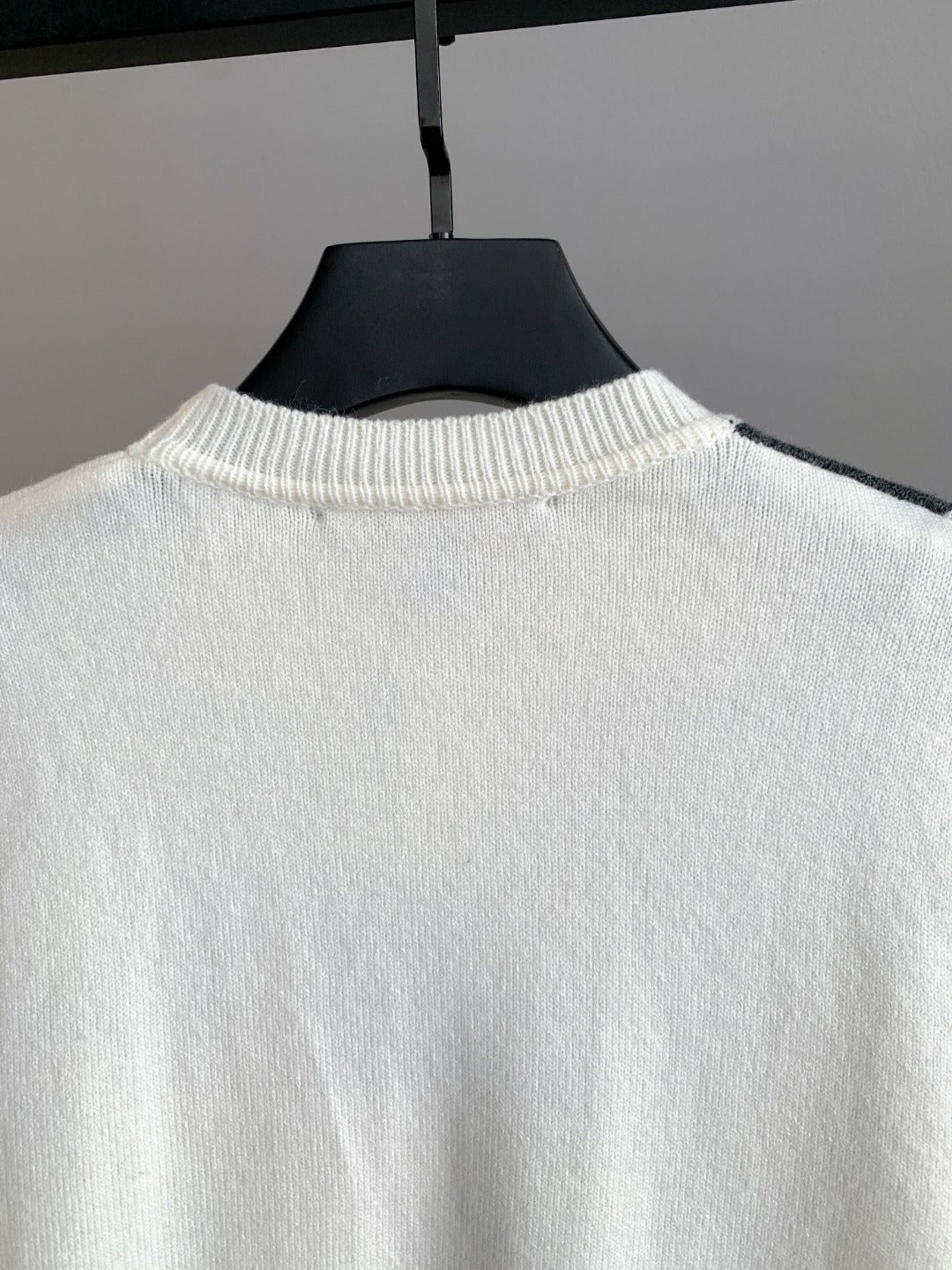 Classic Fashion Sweater-1167