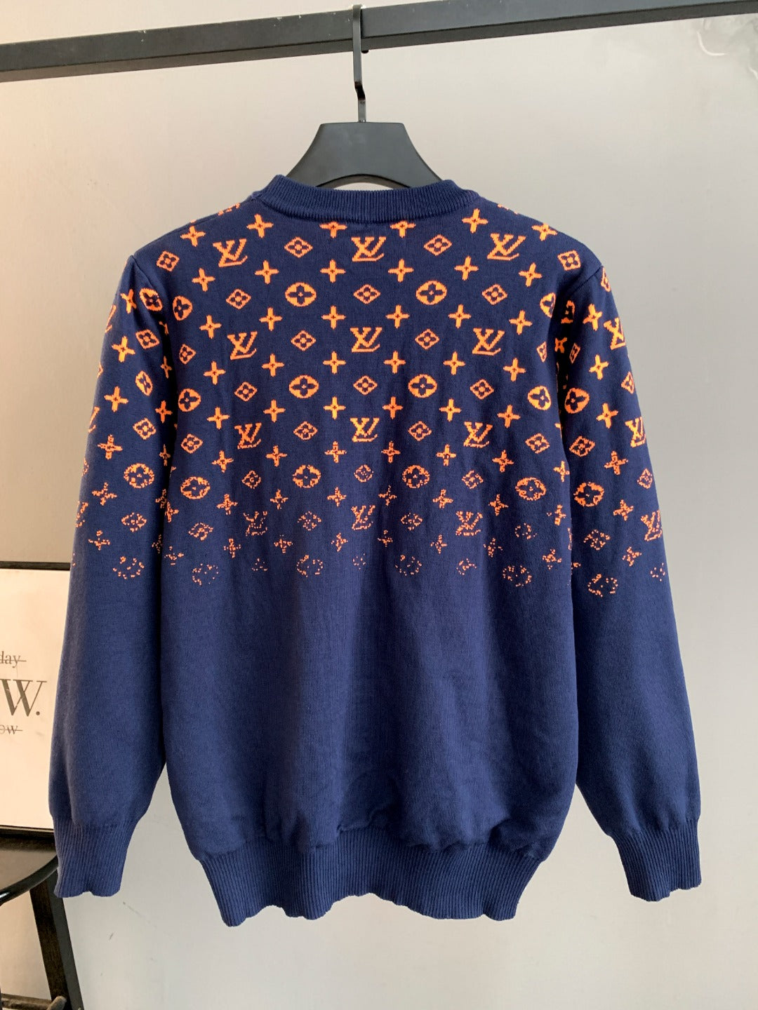 Classic Fashion Sweater-1149
