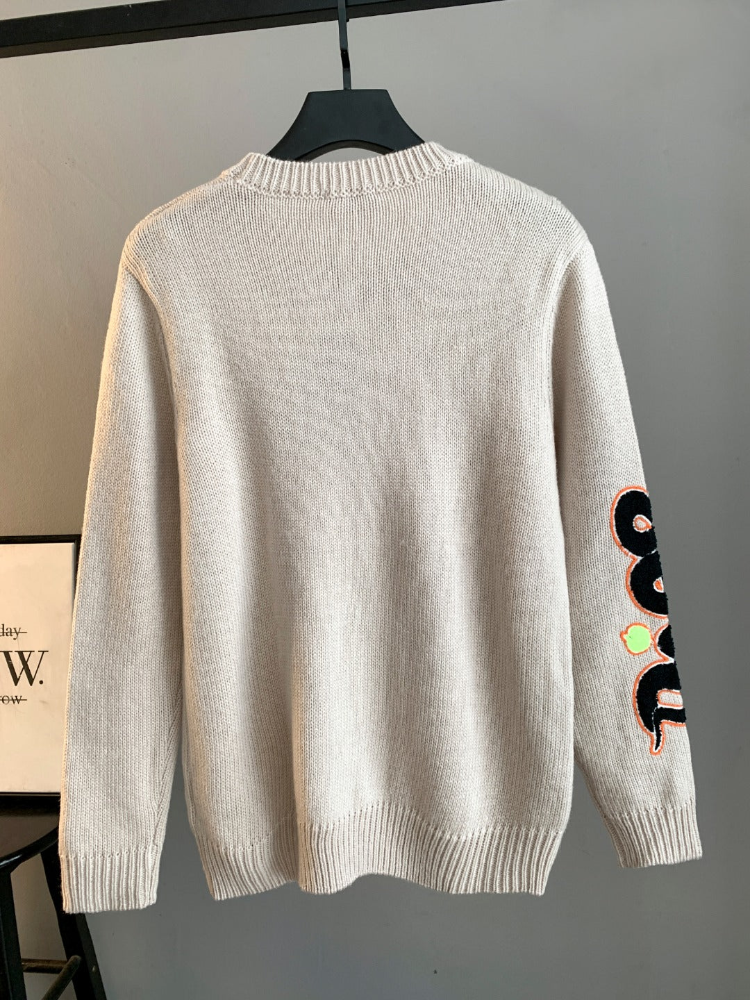 Classic Fashion Sweater-1140