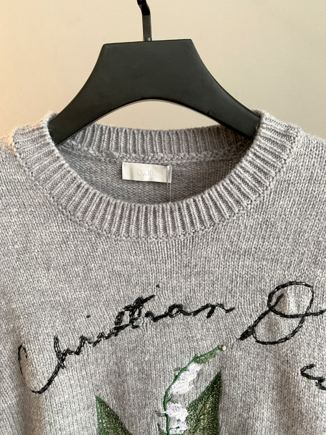 Classic Fashion Sweater-1139
