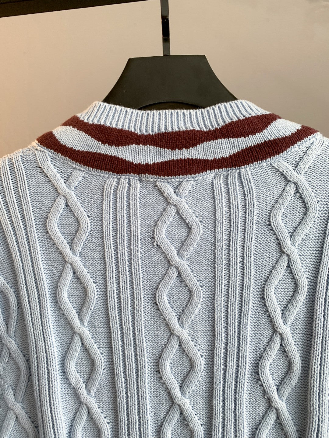 Classic Fashion Sweater-1136