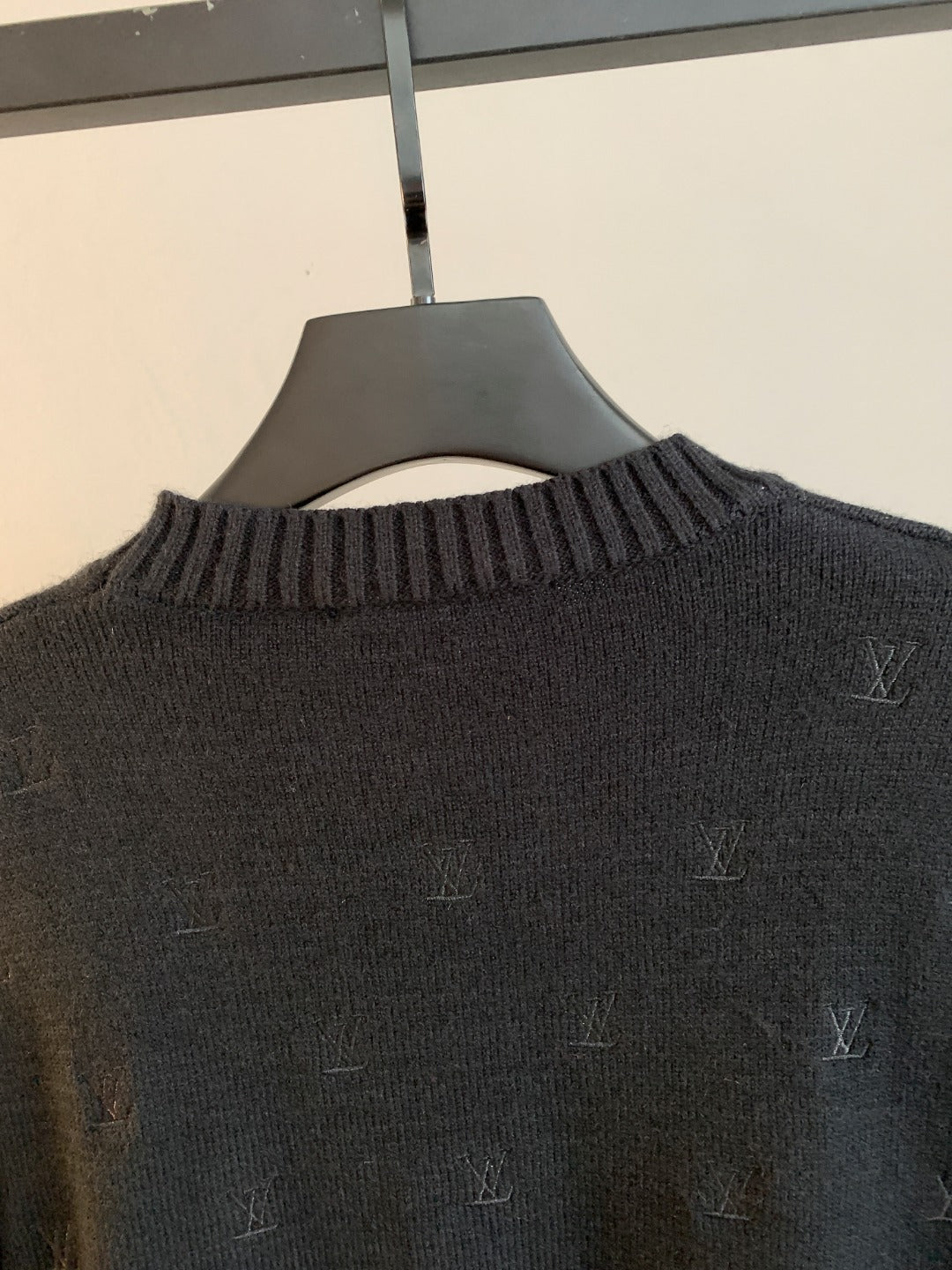 Classic Fashion Sweater-1131