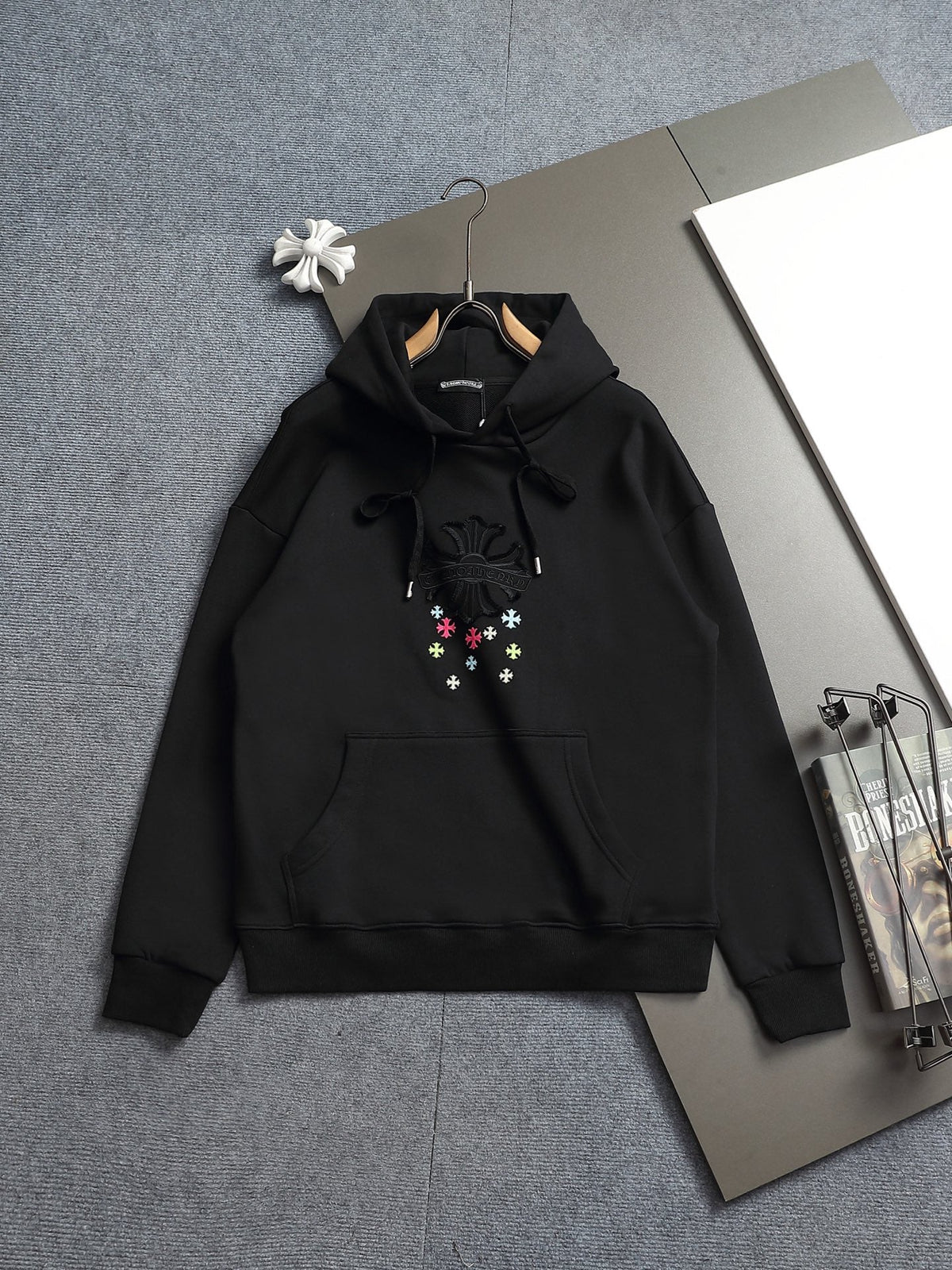 Classic Fit Hoodie-1107