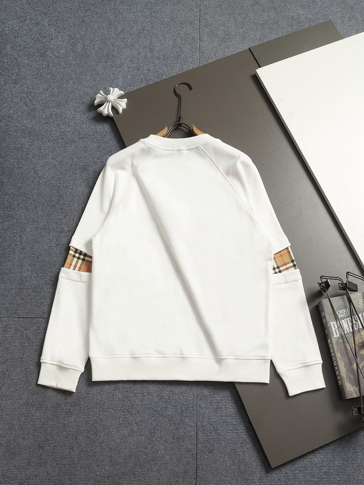 Classic Fashion Sweater-1193