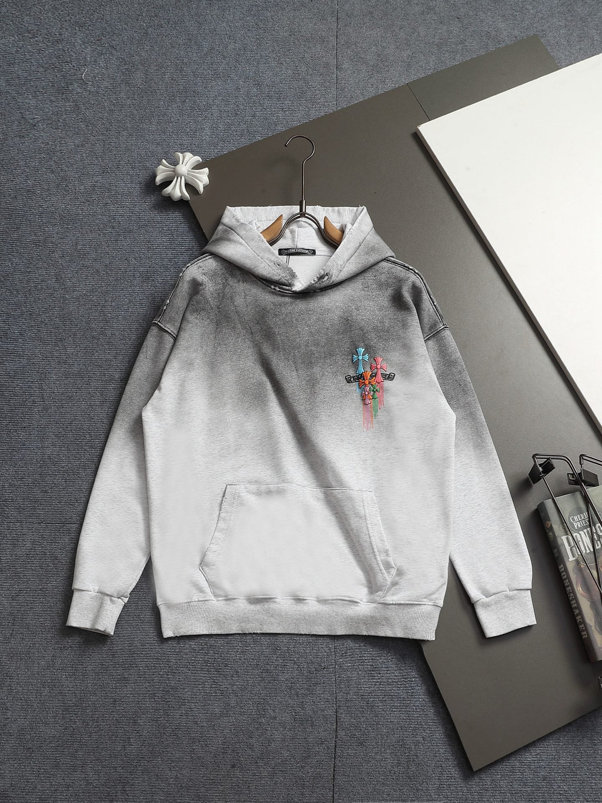 Classic Fit Hoodie-1120