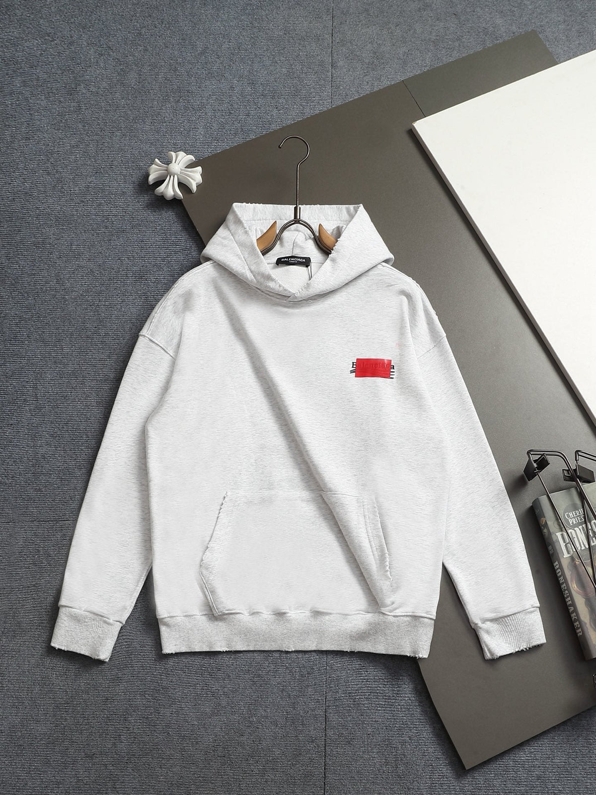 Classic Fit Hoodie-1121