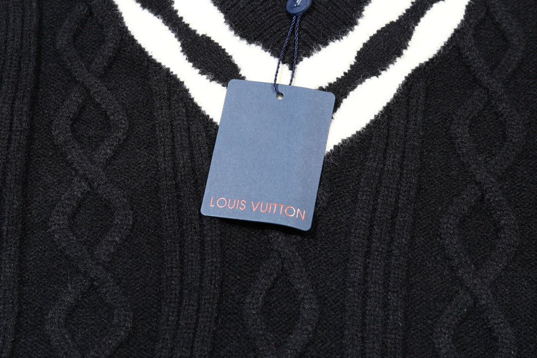 Classic Fashion Sweater-1270