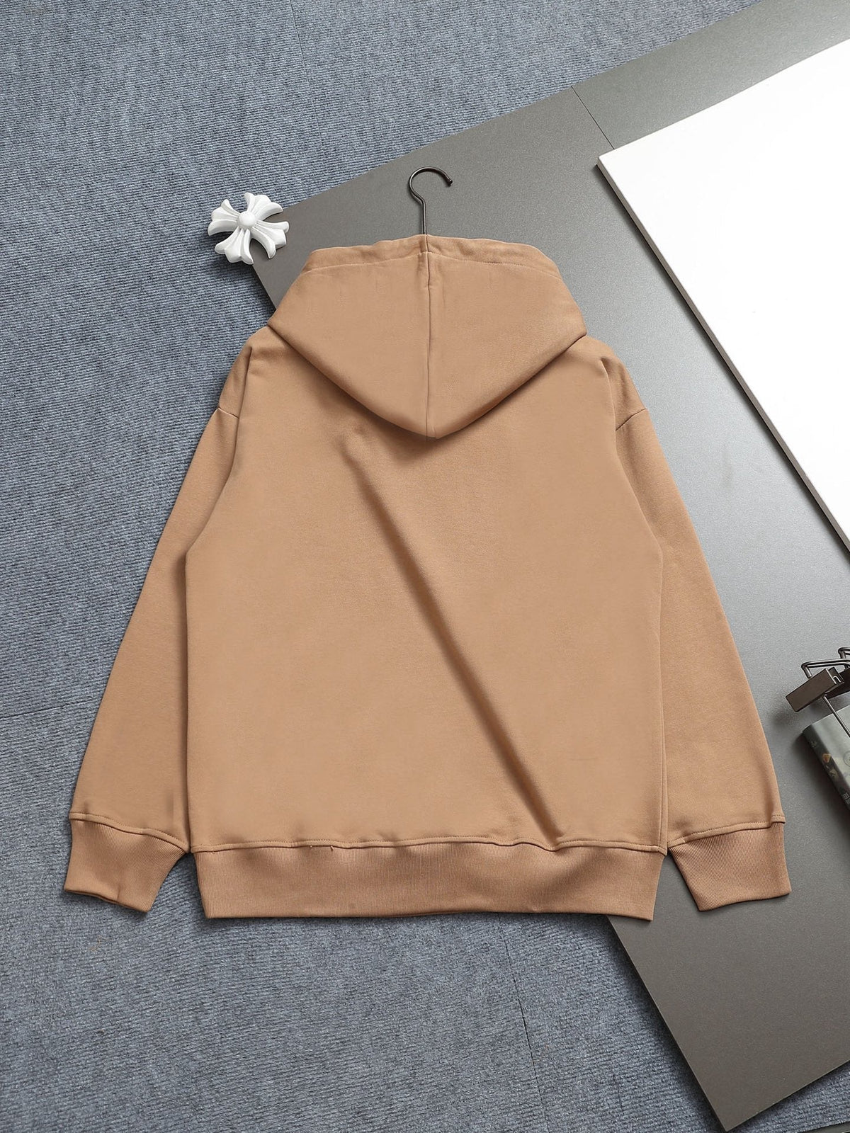 Classic Fit Hoodie-1141