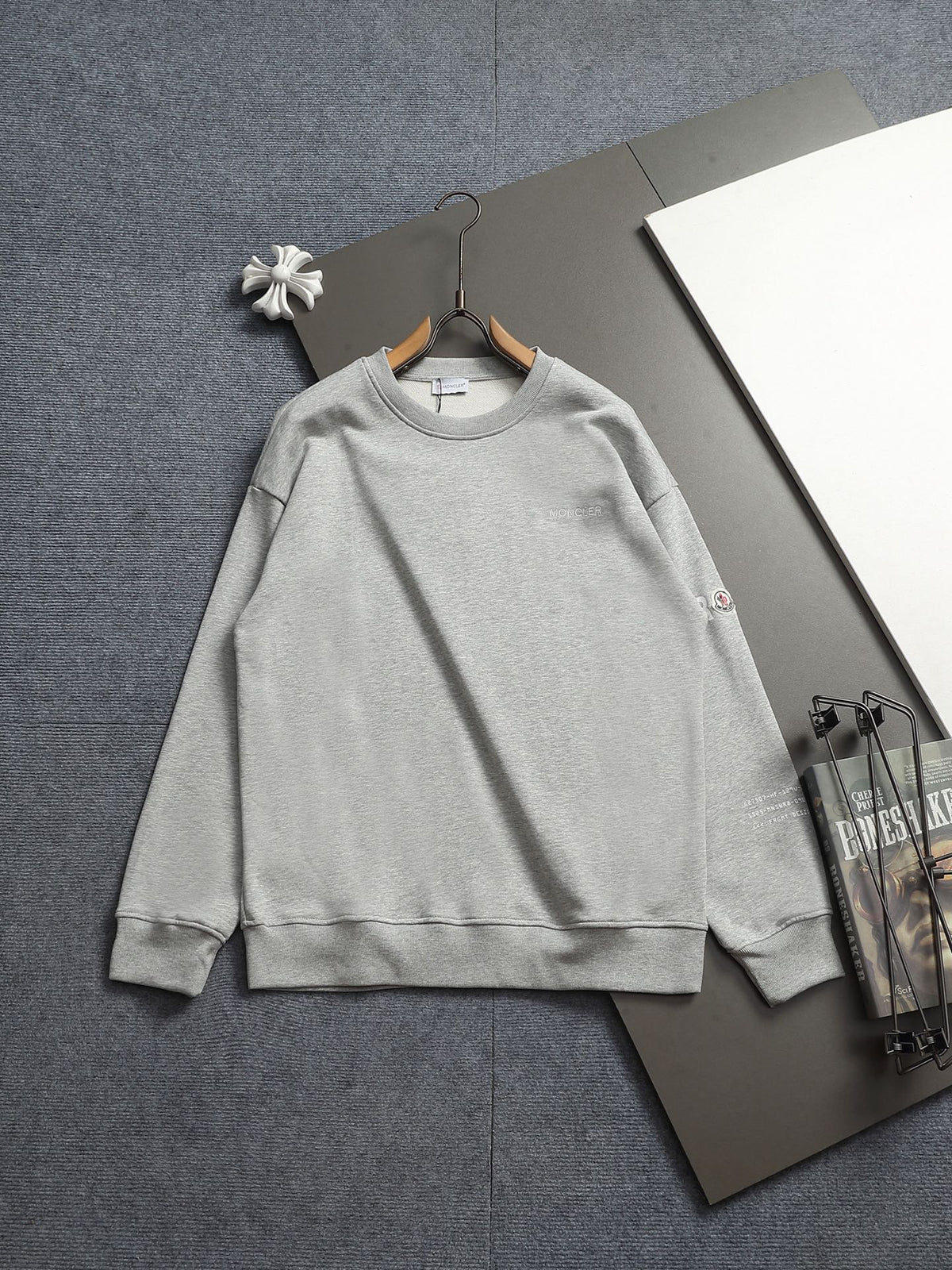 Classic Fashion Sweater-1448