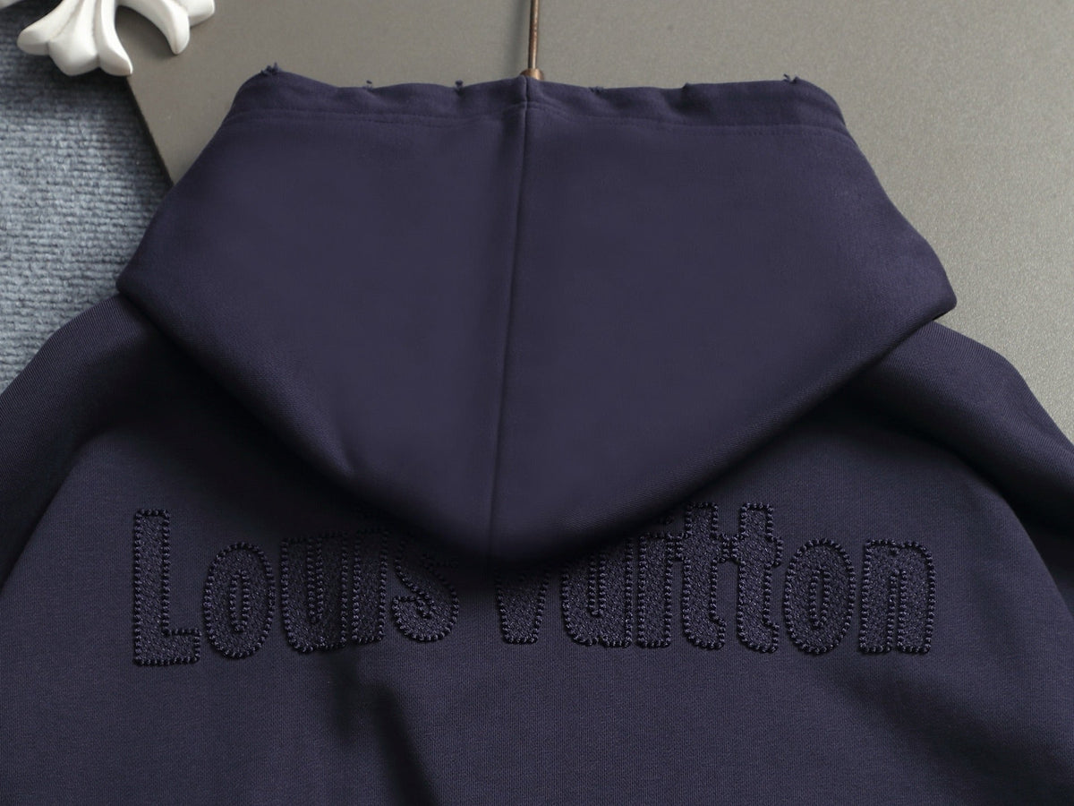 Classic Fit Hoodie-1143
