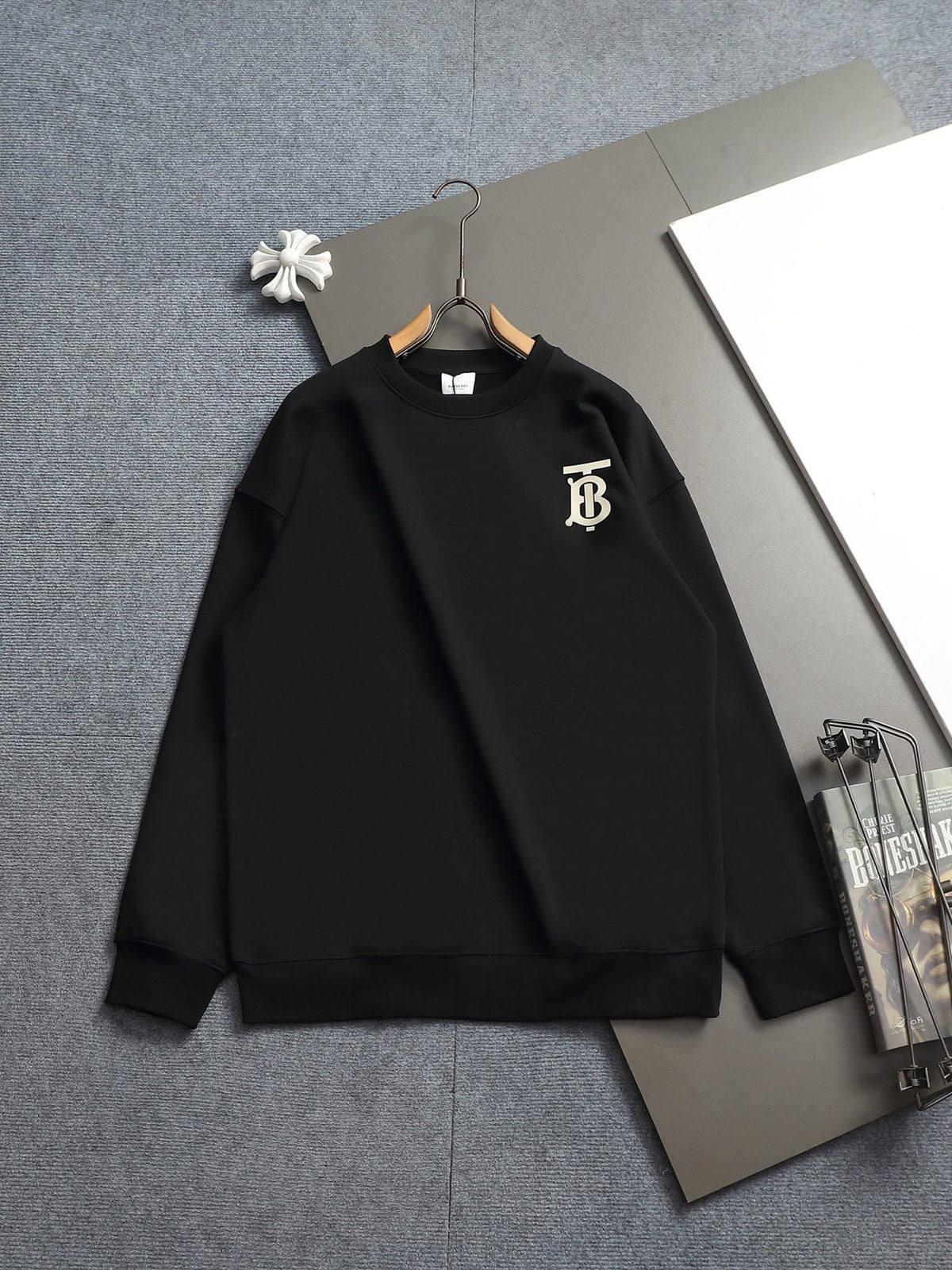 Classic Fashion Sweater-1490