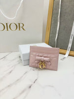 Classic Women's Wallet-082703
