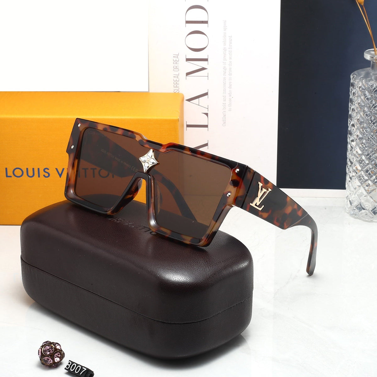Classic Sunglasses - 04