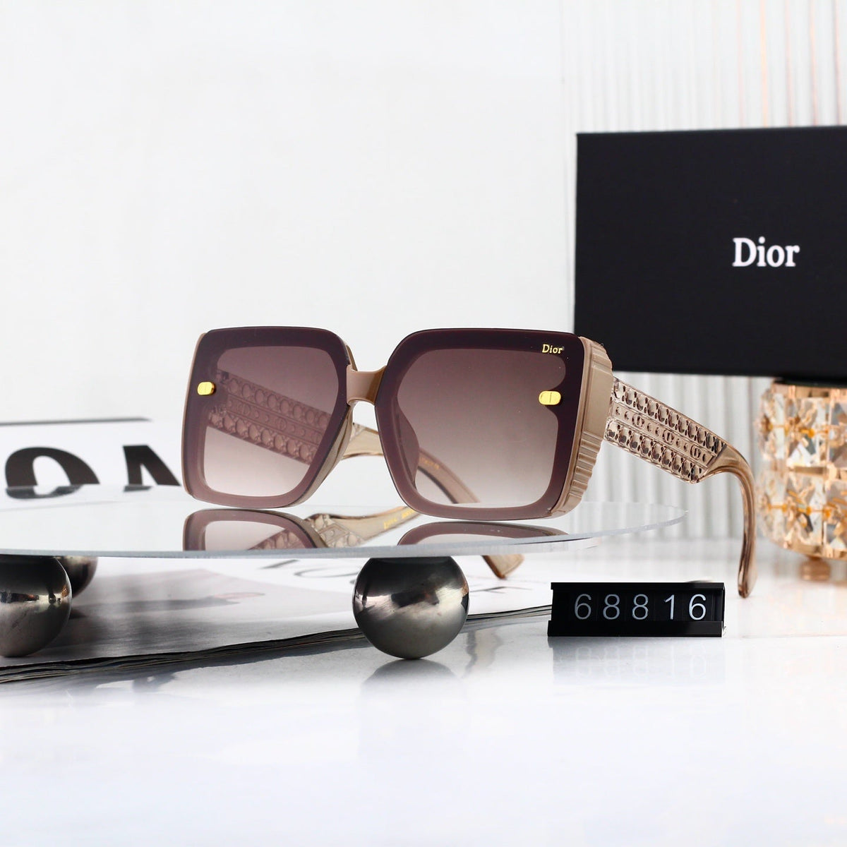 Classic Sunglasses - 67