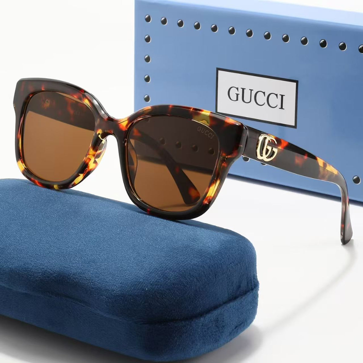 Classic Sunglasses - 70