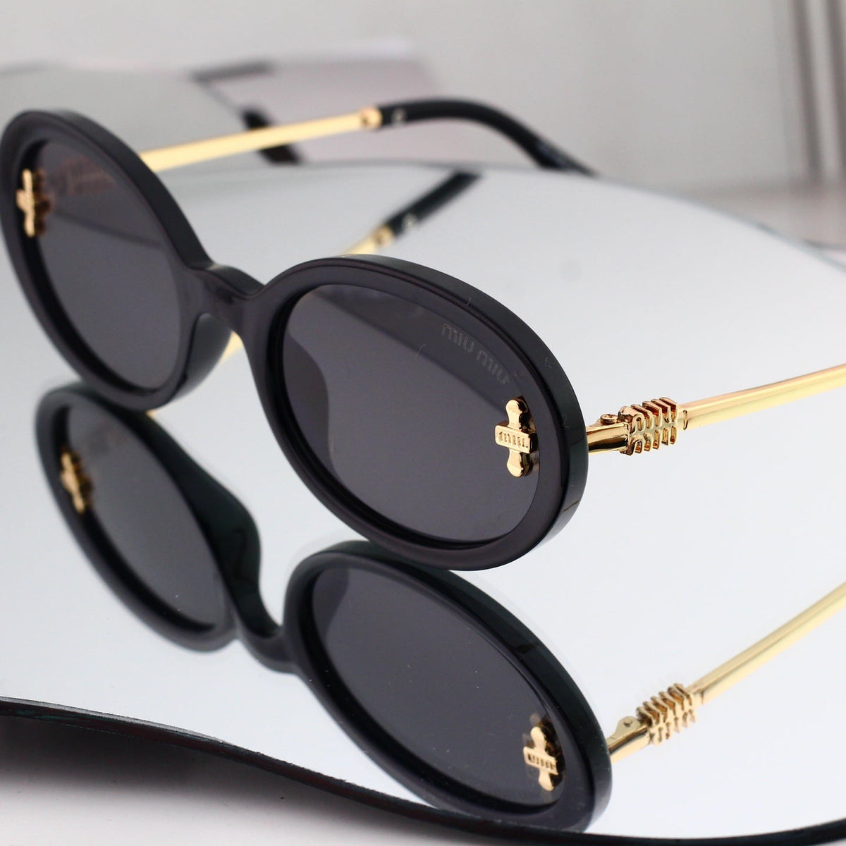 Classic Sunglasses - 72