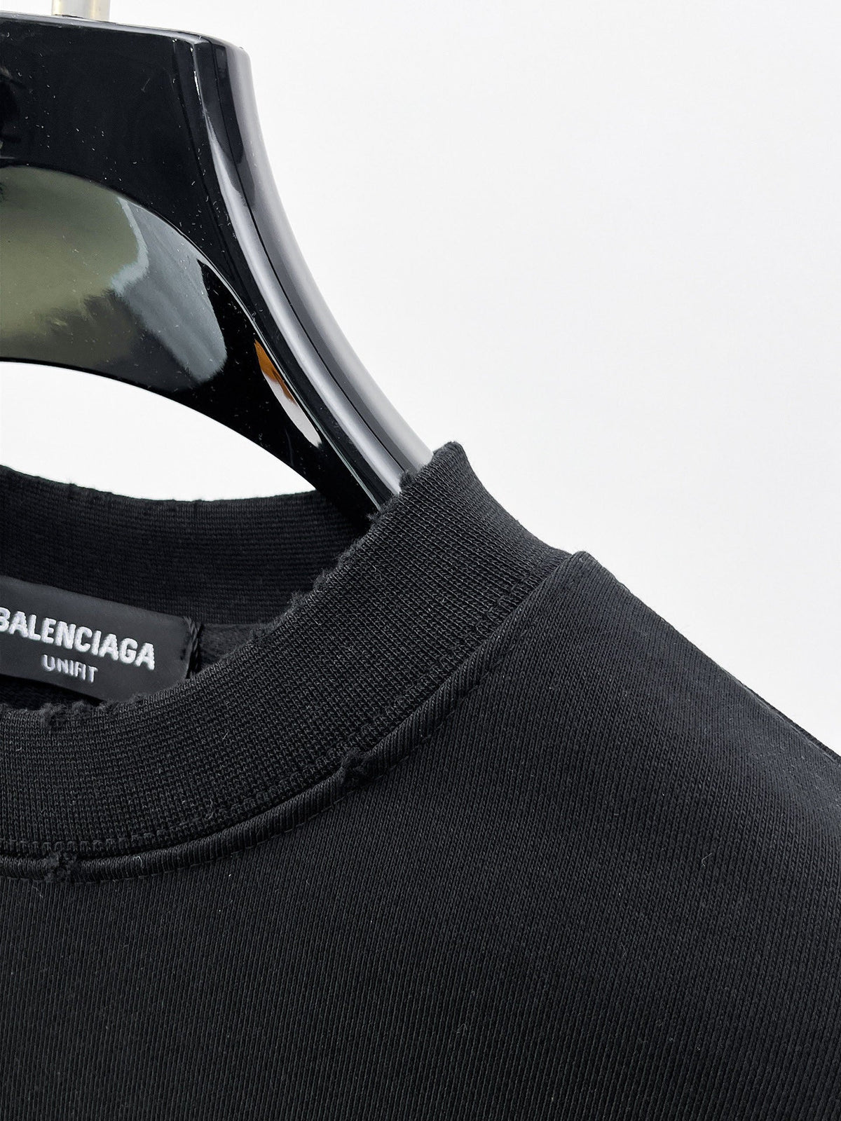 Classic Sweatshirt - 01